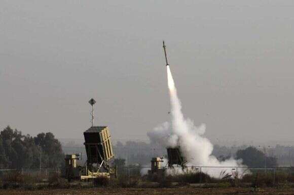 שיגור של כיפת ברזל. | AFP שיגור של כיפת ברזל. | AFP