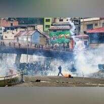 תומכי הנשיא המודח מתעמתים עם המשטרה בבירת בוליביה, בשבוע שעבר. | AFP