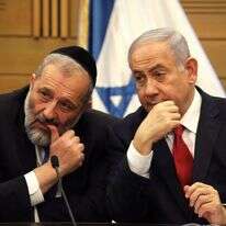 נתניהו ודרעי בישיבת מפלגות הימין. | EPA