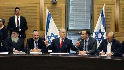 ישיבת מפלגות הימין, אתמול. | EPA