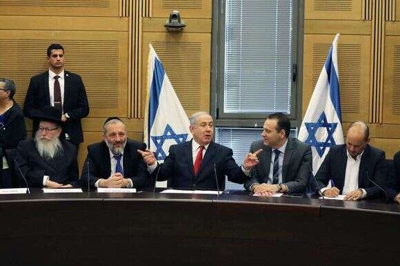 ישיבת מפלגות הימין, אתמול. | EPA ישיבת מפלגות הימין, אתמול. | EPA