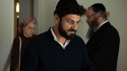 "מתיר עגונות". | ורד אדיר