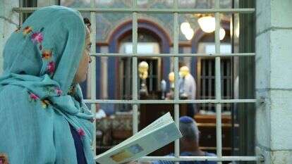 כשאישה מתקשה להרות, תפילתה גדולה פי כמה. נחלאות, ירושלים, 2017. | מרים צחי