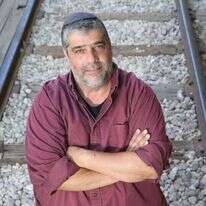 אריאל סוקולוף. | מרים צחי