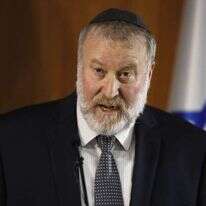 היועמ"ש אביחי מנדלבליט בהצהרה הערב. | AFP