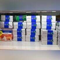 מדפים עמוסים בחמאה, 2018. | שאטרסטוק