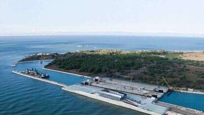 בניית מערכת ההגנה מפני הצפות. | גטי אימג'ס בניית מערכת ההגנה מפני הצפות. | גטי אימג'ס