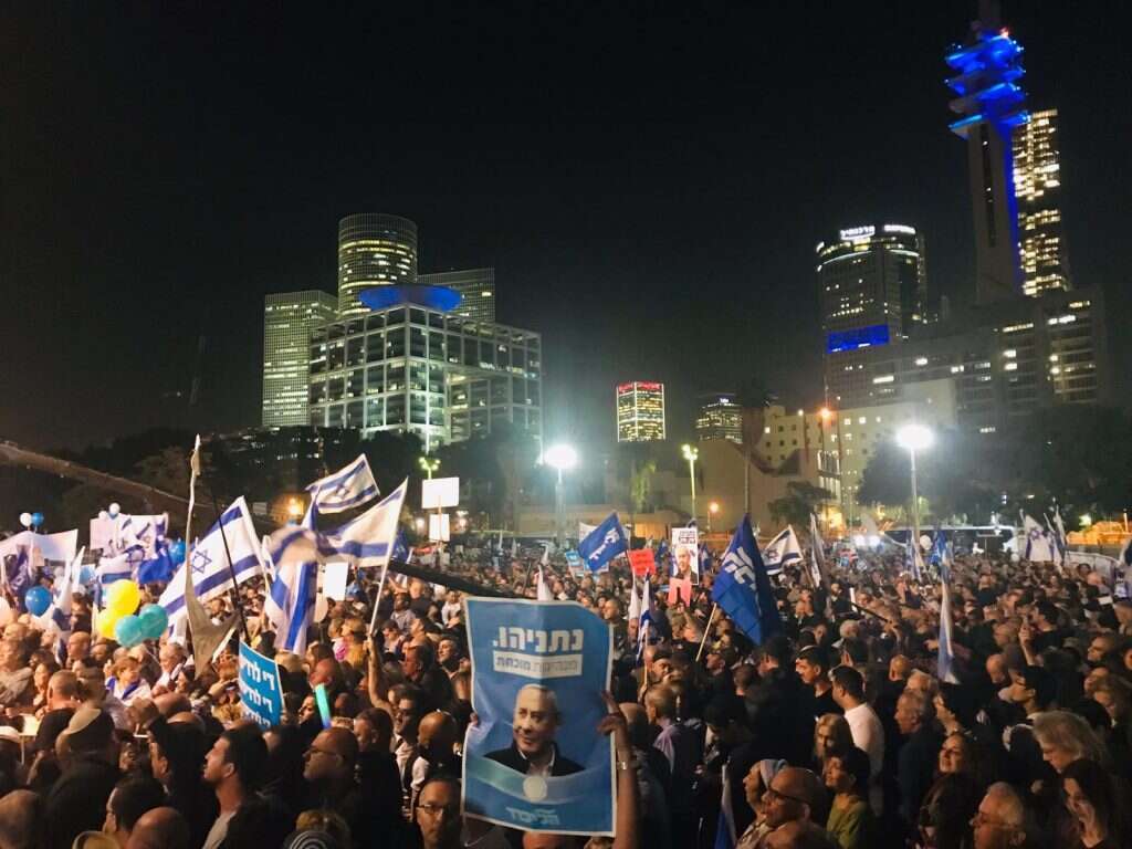 הפגנת הימין בתל אביב. | אריאל שנבל