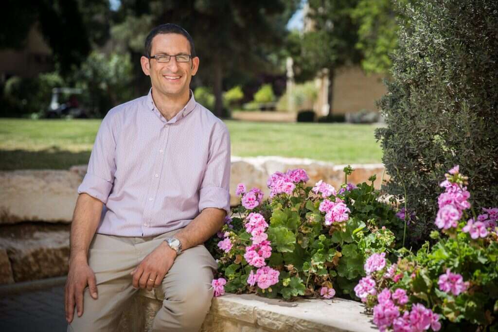 ד"ר אסף מלאך. | הדס פרוש, פלאש 90