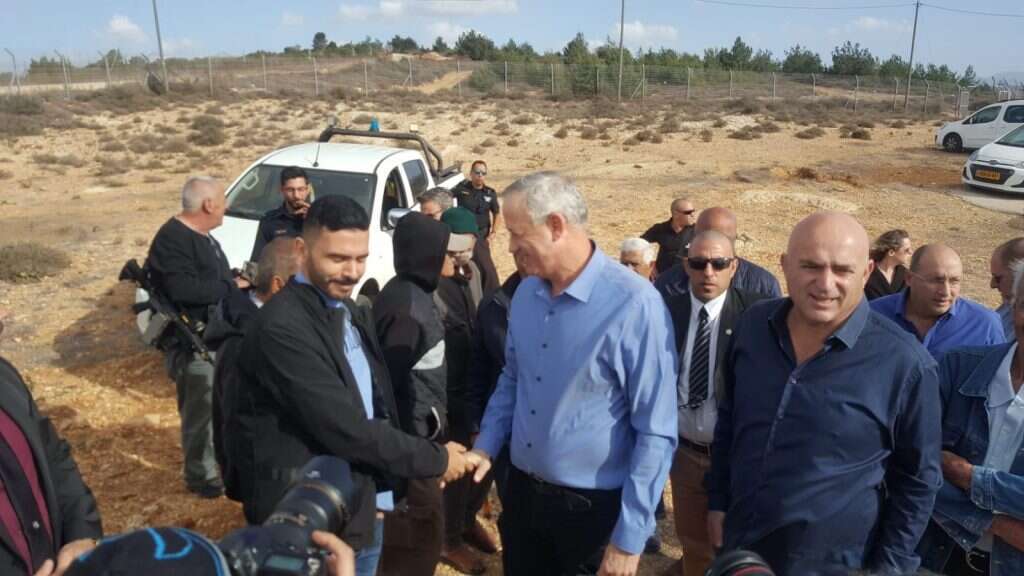 בני גנץ בסיור הבוקר ביישובי גבול לבנון. | יאיר קראוס