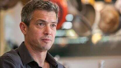 יועז הנדל. | יוסי אלוני יועז הנדל. | יוסי אלוני