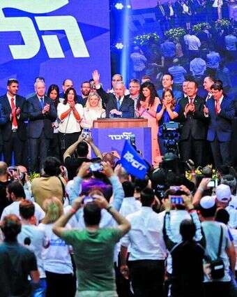 "חייבים למנוע בחירות שלישיות". ליל הבחירות בסיבוב השני. | AFP