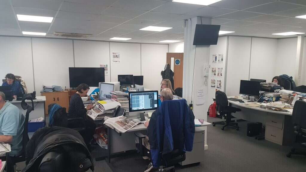 מערכת הג'ואיש ניוז. | צביקה קליין מערכת הג'ואיש ניוז. | צביקה קליין