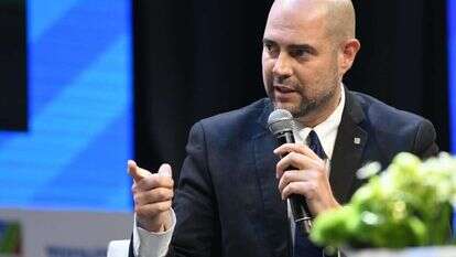 שר המשפטים לשעבר אמיר אוחנה. | שריה דיאמנט