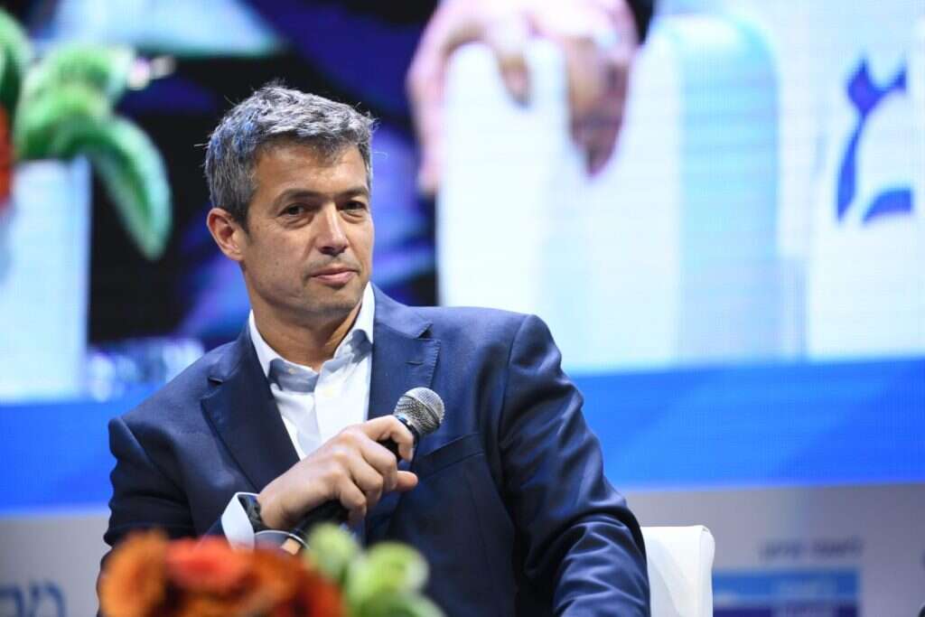 יועז הנדל: | שריה דיאמנט יועז הנדל: | שריה דיאמנט