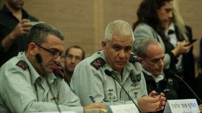 האלוף אלמוז בכנסת. | אורן בן חקון