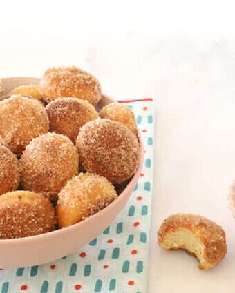 מיני סופגניות סוכר וקינמון אפויות. | אפרת ליכטנשטט