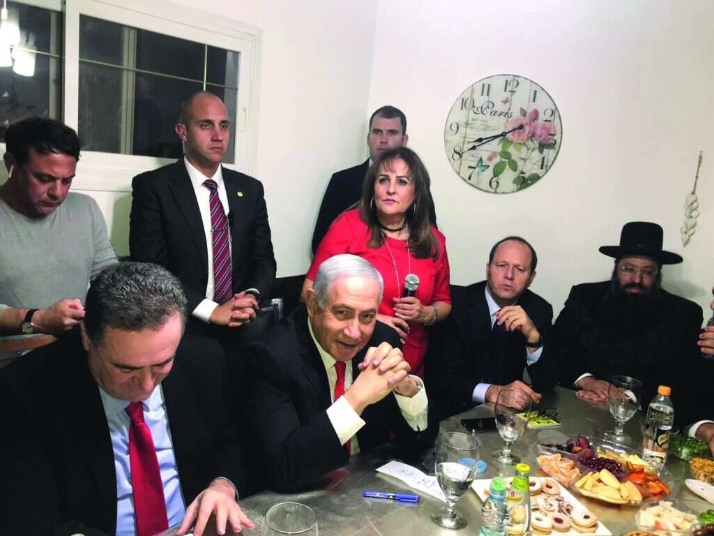 נתניהו בחוג הבית אצל ח"כ שטרית. | תנועת הליכוד