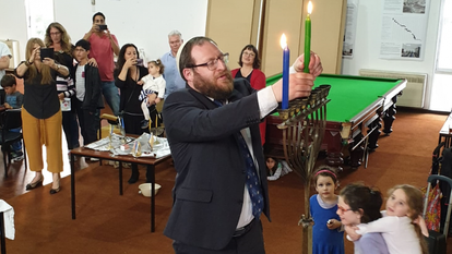 הרב אריאל טל, שליח מכון 'שטראוס-עמיאל' מבית רשת 'אור תורה סטון'. באדיבות המצולם הרב אריאל טל, שליח מכון 'שטראוס-עמיאל' מבית רשת 'אור תורה סטון'. באדיבות המצולם