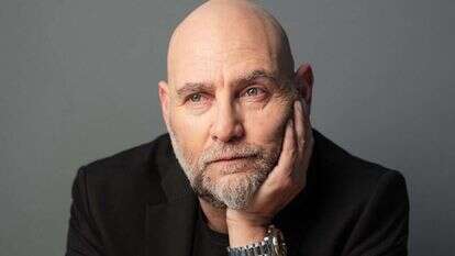 צביקה הדר. | גלעד בר שלו