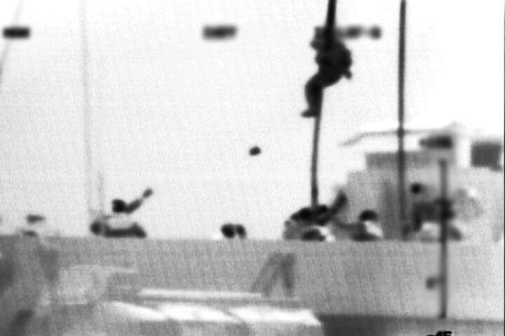 לוחמי השייטת משתלטים על המרמרה. מאי 2010. | דובר צה"ל