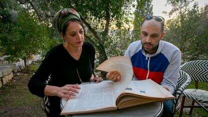 אורלי גולדקלנג ויאיר אגמון. | אוליבייה פיטוסי, - פלאש 90