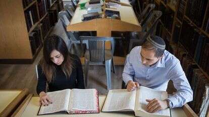 הרב אברהם סתיו ותמר פרלשטיין. | הדס פרוש - פלאש 90