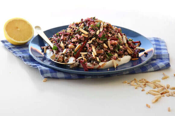 סלט קינואה ועדשים שחורות. | אפרת ליכטנשטט