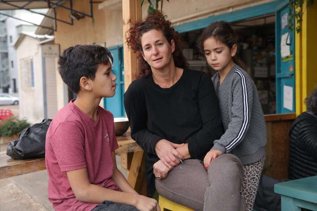 תמר, שגית ואיתן. | יוסי אלוני