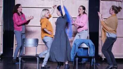 הלוואי שהיית אשה. | אפרת מזור