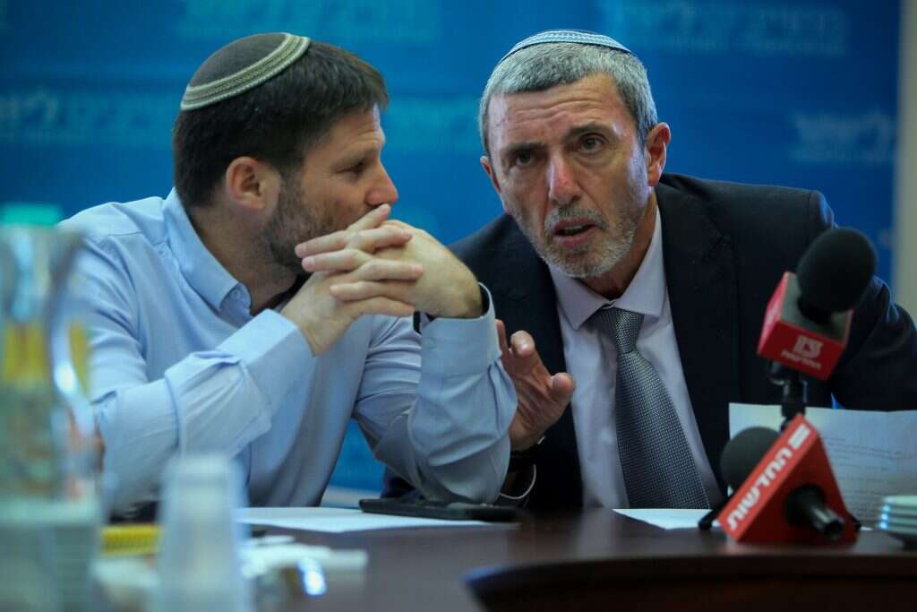 התכתבו לאחר נתק ממושך. פרץ וסמוטריץ'. | מרים צחי