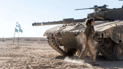 לוחמת בחיל השריון. | דובר צה"ל