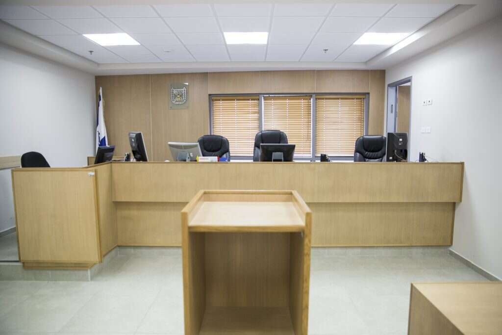 אולם בית הדין הרבני בירושלים. | פלאש 90