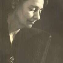 לאה גולדברג. | באדיבות עו"ד יאיר לנדאו ומכון "גנזים"