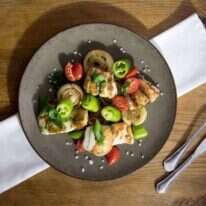 "פסקדו". | דן לב