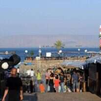 הטיילת בחוף טבריה. | גיל אליהו, ג'יני הטיילת בחוף טבריה. | גיל אליהו, ג'יני