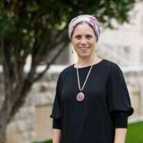 רעות גיאת. | לירון מולדובן