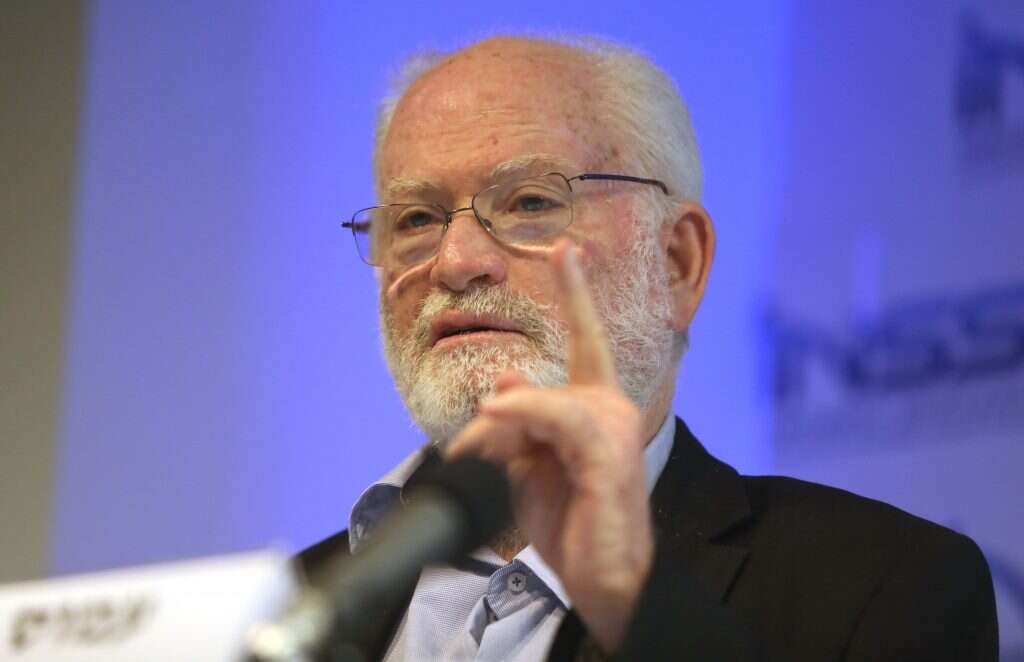 עמוס גלעד. | גדעון מרקוביץ'