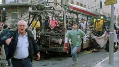 נערינו היו ספוגים בדם. הפיגוע בקו 18 בירושלים, 1996. | AP