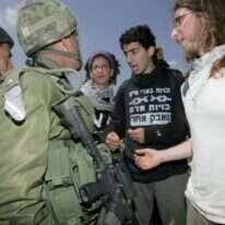 הפגנת פלסטינים ופעילי שמאל רדיקלי בבילעין. אילוסטרציה. | מירי צחי