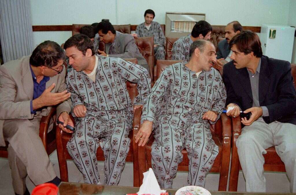 משפט 13 היהודים איראנים הואשמו בריגול למען ישראל. | רויטרס