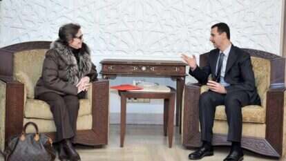 ג'מילה בוחירד בפגישה עם נשיא סוריה בשנת 2009. | EPA ג'מילה בוחירד בפגישה עם נשיא סוריה בשנת 2009. | EPA