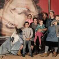 משפחת בן דוד. | מרים צחי