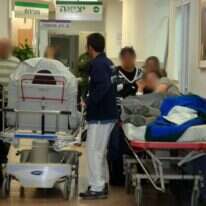 מטופלים בחדר המיון בסורוקה. למצולמים אין קשר לכתבה | דודו גרינשפן