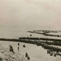 פינוי הצבא הבריטי מדנקרק במלחמת העולם השנייה. | שאטרסטוק פינוי הצבא הבריטי מדנקרק במלחמת העולם השנייה. | שאטרסטוק