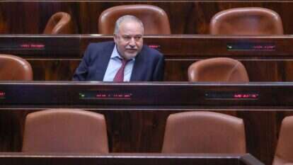 אביגדור ליברמן במליאת הכנסת. | אורן בן חקון