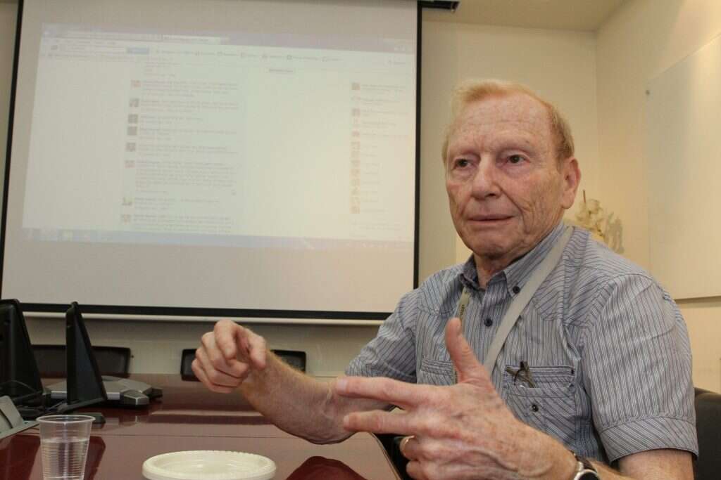 צבי מזאל. | עמי שומן