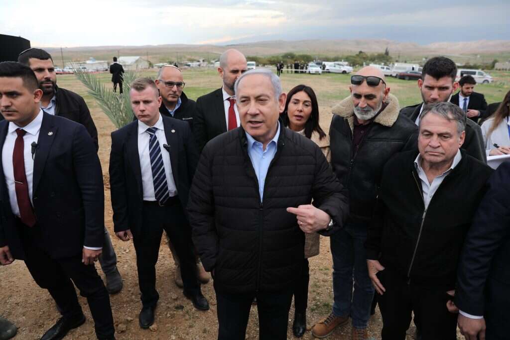 ראש ההמשלה בביקור במבואות יריחו. | EPA