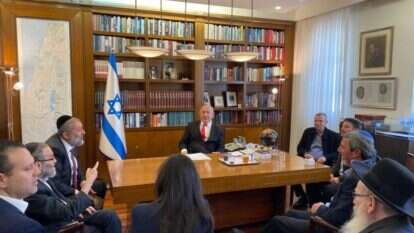 "אין כבר בלוק ימין־חרדים. לא קיים". ראשי המפלגות בפגישה אצל נתניהו