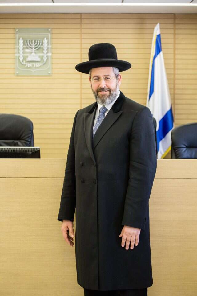 הרב דוד לאו. | אבישג שאר-ישוב